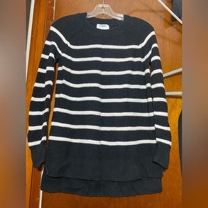 Old Navy Sweater